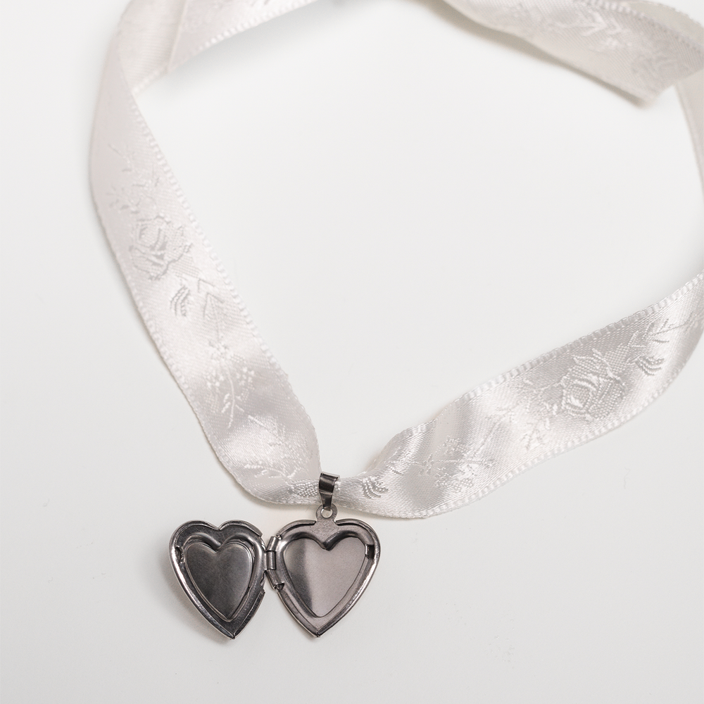 White Ribbon Heart Locket - Silver – Romanticized Society